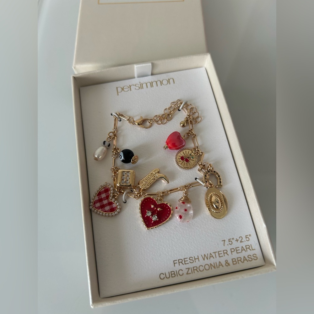 Gold Freshwater Pearl lucky Charm Bracelet
